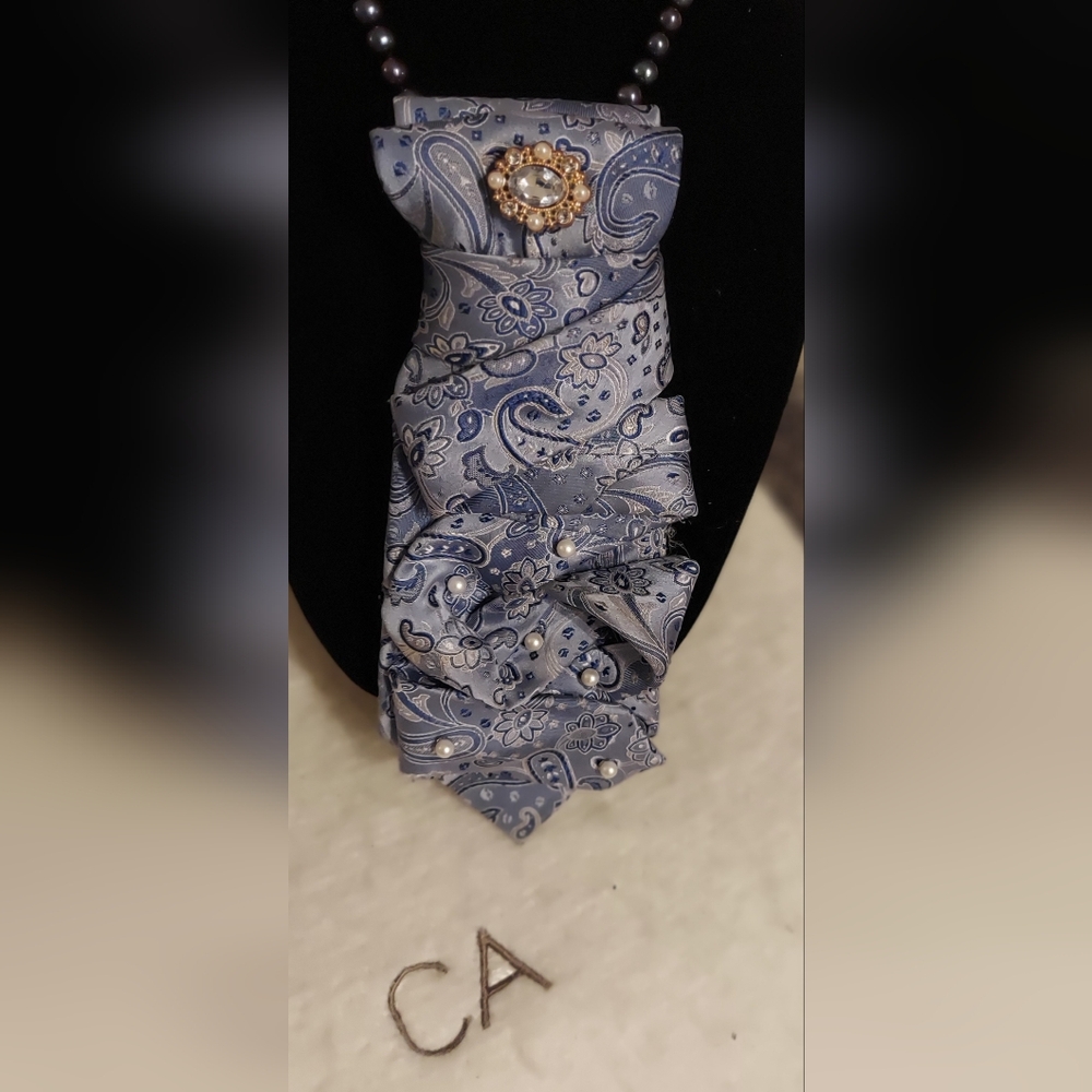 Elegant Blue Paisley Brooch Necklace, Pearl Necklace Not Included